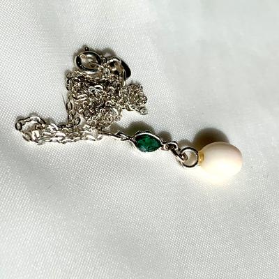 Conch Pearl Necklace with Emerald