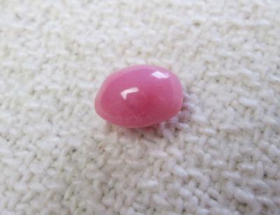 Conch Pearl 2.65 carats Pink with Full Flame Oval Baroque
