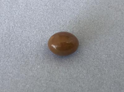 Conch pearl 2.06 ct Brown Oval for Sale