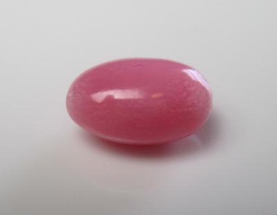 Conch Pearl 3 carats Bright Pink 10mm Oval Full Flame