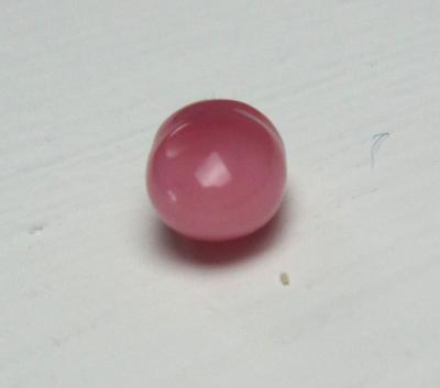 Conch Pearl Dark Pink 1+ carat 9mm