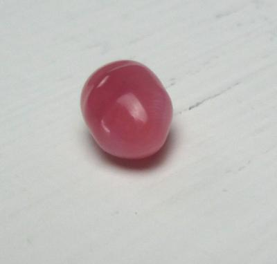 Conch Pearl Dark Pink 1+ carat 9mm