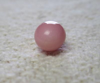 Conch Pearl Pastel Pink 3.55 carats Oval with Flame