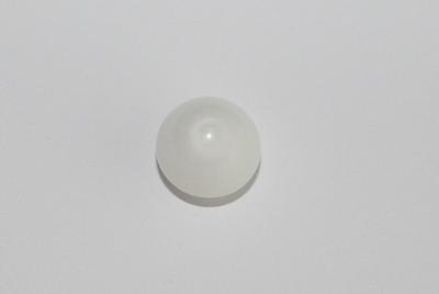 7.95 carat dome shaped clam pearl