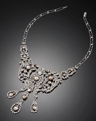 Dreicer & Co Natural Pearl Necklace