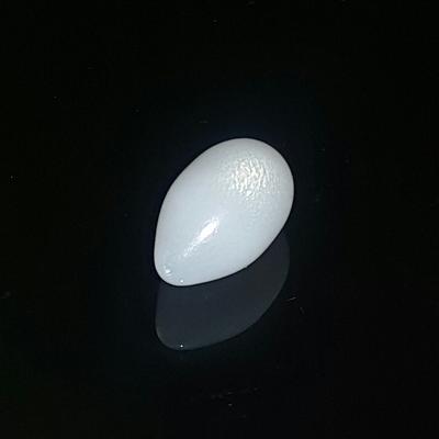 Drop Shape Clam Pearl 4+ ct with Strong Flame