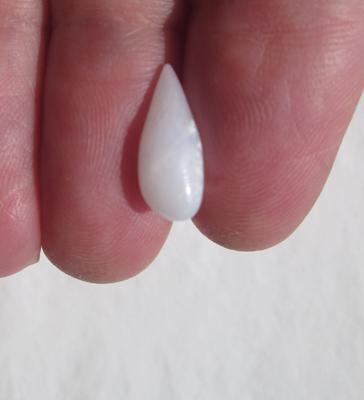 Drop Shaped Clam Pearl 3+ carats with Flame for Sale