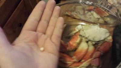 Dungeness crab pearl