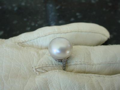 Found Huge 9.21 carat Natural Akoya Pearl Antique Ring