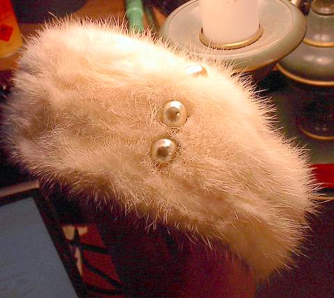 Fur Hat Pearls