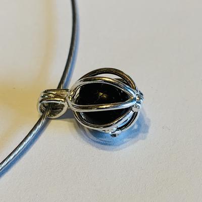 Gorgeous Drop Black Pen Pearl Cage Necklace 