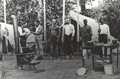Pearlers camp (Courtesy of the CALS Butler Center for Arkansas Studies)