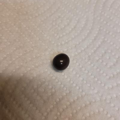 Horse Conch Pearl from Isla Margarita Maroon color 13 carats 14mm