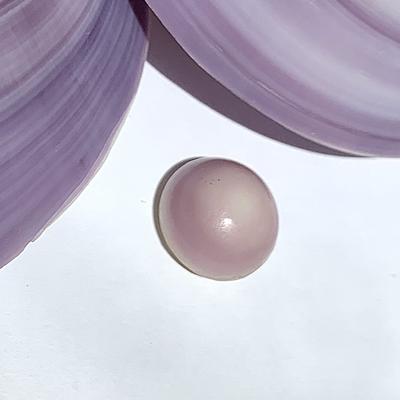 Incredible Large Lavender 15mm 15 carat Quahog Pearl