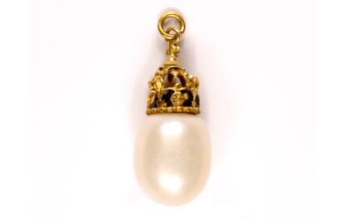 Charles I Earring