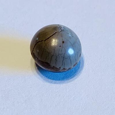 Large, Fun Pen 10mm Pearl with Speckling in Cage 