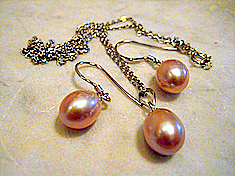 Lavender Pearl Drop Set