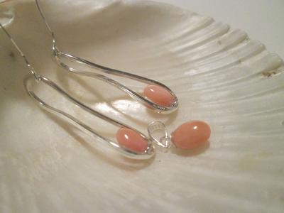 Light Pink Conch Pearl Earrings & Pendant Set on Sterling Silver