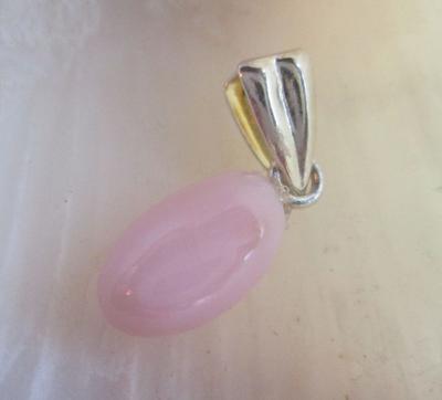 Light Pink Oval Conch Pearl Pendant on Sterling Silver