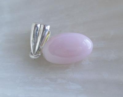 Light Pink Oval Conch Pearl Pendant on Sterling Silver