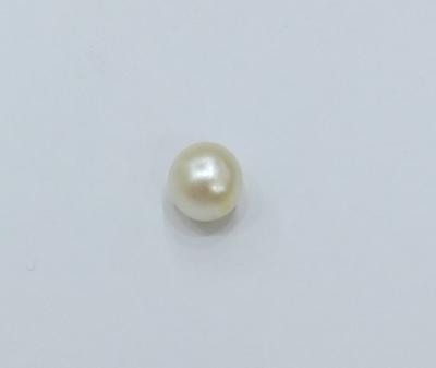 Lusterous Round - Creamy Natural Basra Pearl