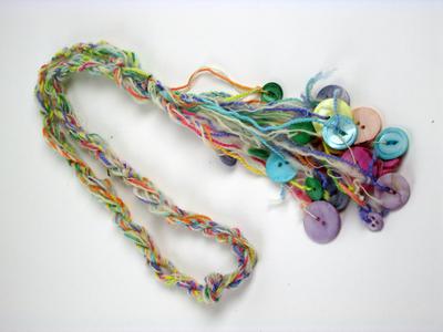 Muscatine Button Necklace on Wool