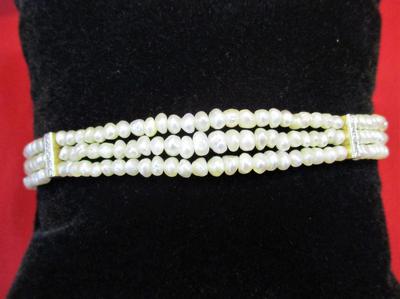 Natural Pearl Pendant