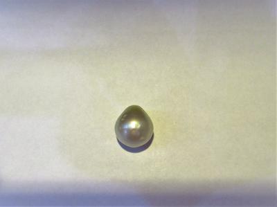 Natural Basra 4.35 carat Drop Shaped Pearl