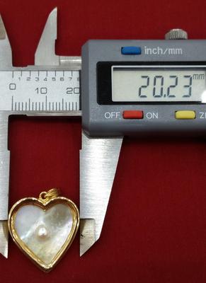 Natural Basra Blister Pearl Shell Heart Shaped Pendant