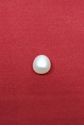 Natural Basra Pearl 2.25 carats Drop Shape 7mm