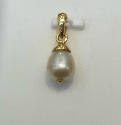 Natural Basra Pearl Drop Pendant