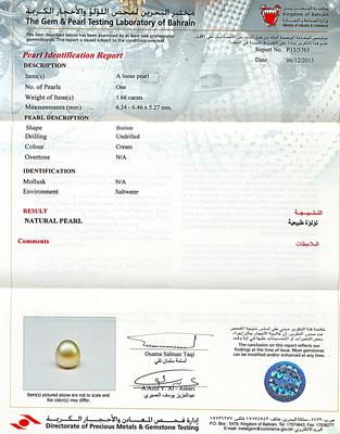 Natural Basra Pearl Pendant in 18K Gold - Certificate