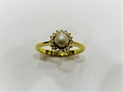 Natural Basra Pearl Ring with Diamonds and 18k Gold
