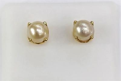 Natural Basra Pearl Stud Earrings 6mm