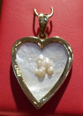 Natural Blister Pearls Shell Heart Shaped Pendant
