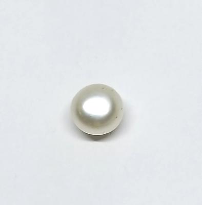 Natural Pearl 2 carats Button Shape 7mm Light Cream