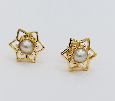 Natural Pearl Earring 21k Gold