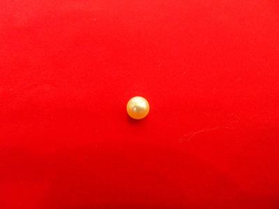 1.22 Carat natural Persian Gulf Pearl