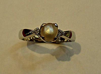 Natural Pearl Ring With Diamonds