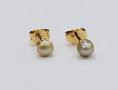 Natural Pearl Stud Earrings on 18k Gold