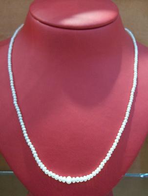 Natural Perisan Gulf  Basra Pearl Necklace 