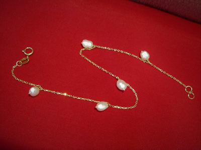 Natural Persian Gulf Basra Pearls Bracelet on 18k Gold