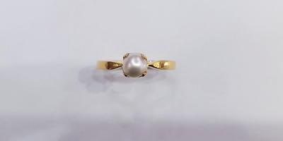 Natural Persian Gulf Pearl Ring 1 carat 21K Gold