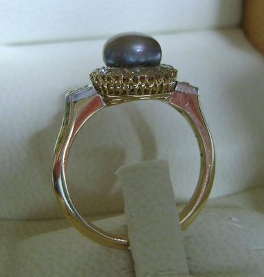 Natural Saltwater Gray Pearl and Diamond Ring
