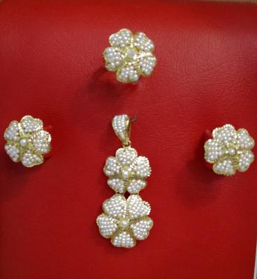 Natural Seed Pearls Pendant Set Double Flower Style