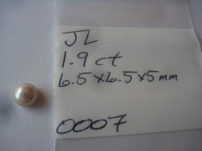 1.9 carat natural freshwater USA pearl