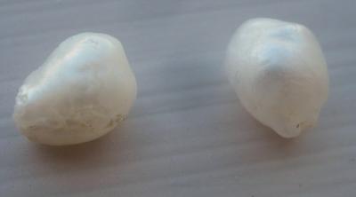 Natural USA Freshwater Pearls - Pair