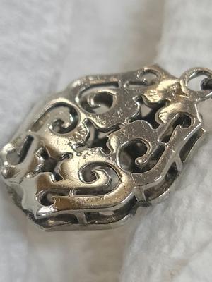 Natural Wild Graduated Saltwater pearl strand... in the trash?