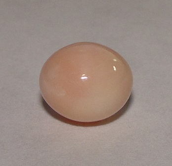 Orange-Yellow Conch Pearl Near Round 3.6 cts