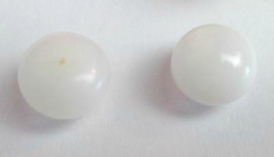 Pair of Clam Pearls - Exceptional - 6+ carats total